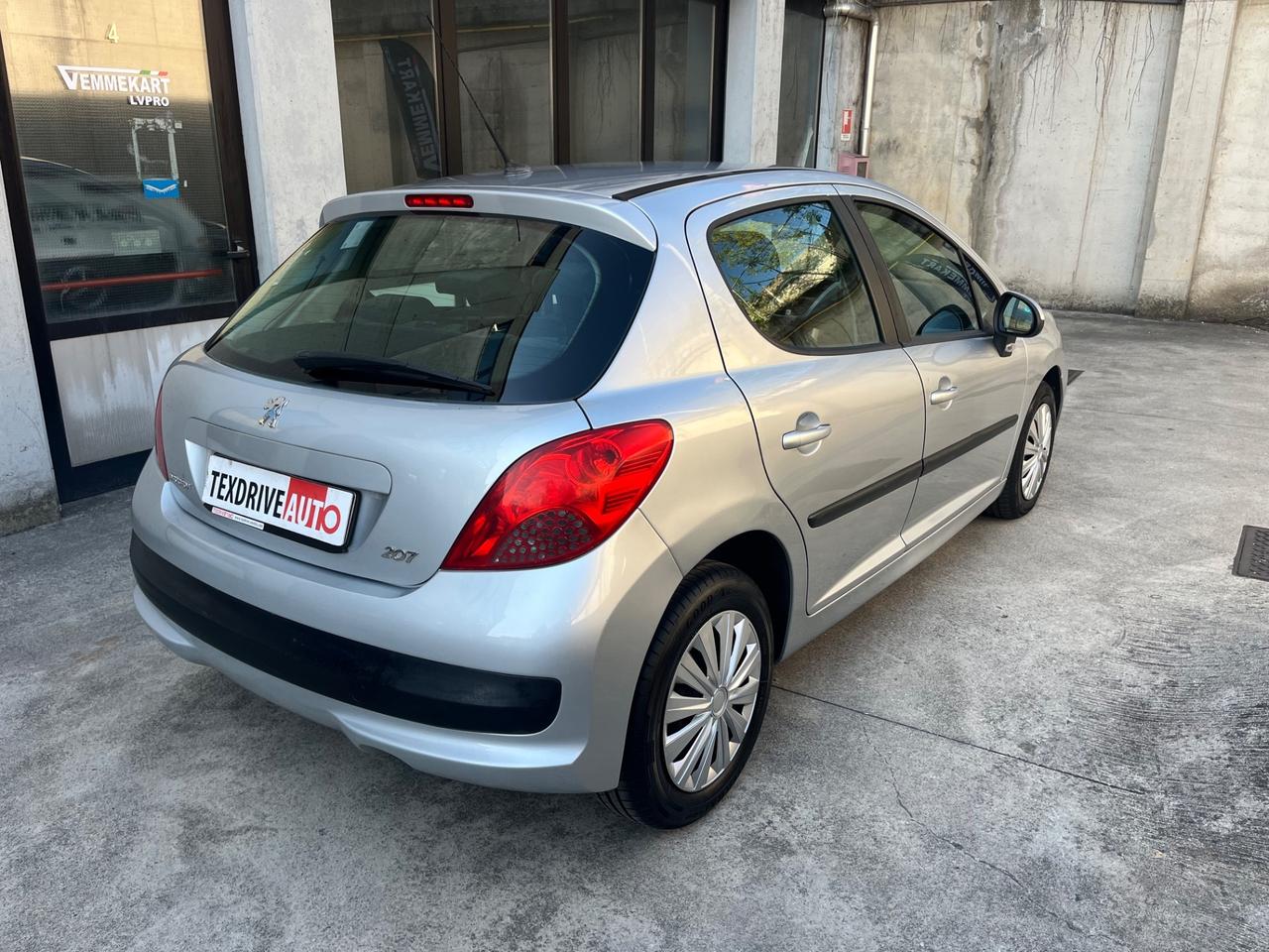 Peugeot 307 1.4 16V 5p. D-Sign