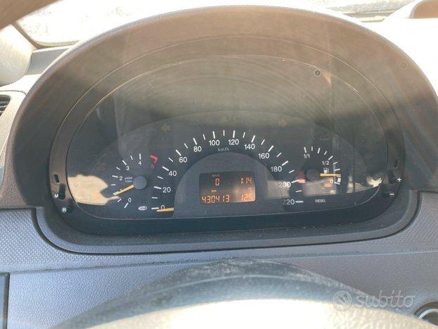 Mercedes vito frigo 2005 km 430000