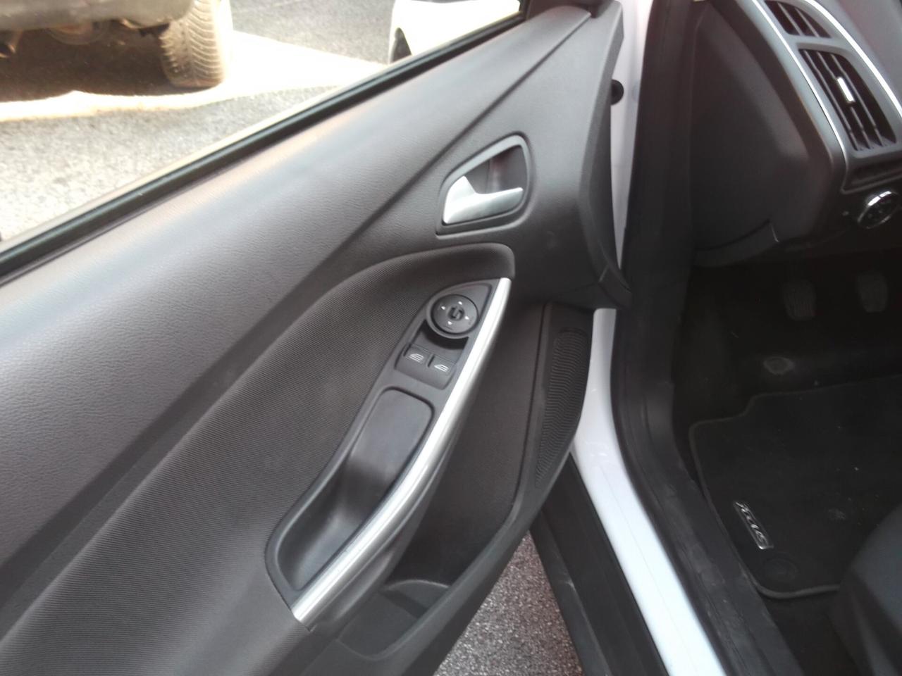 Ford Focus 1.0 EcoBoost 125 CV Start&Stop Individual - 25