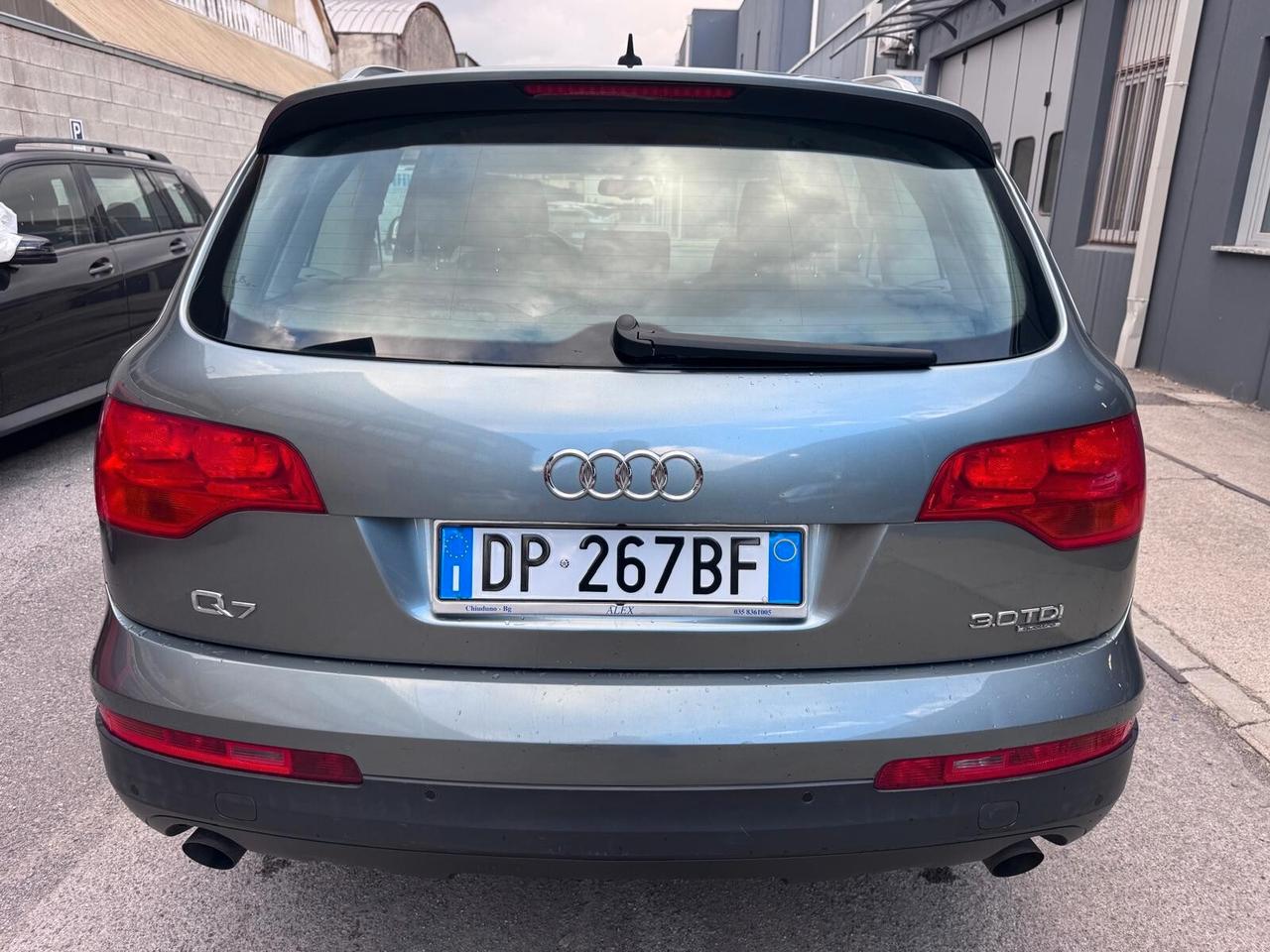 Audi Q7 3.0 V6 TDI 233CV quattro tiptronic