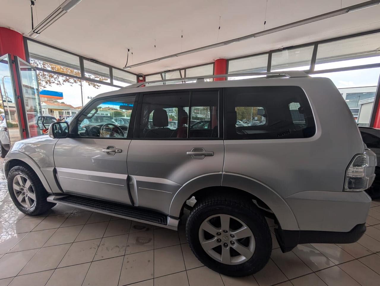 Mitsubishi Pajero 3.2 7 POSTI VERRICELLO