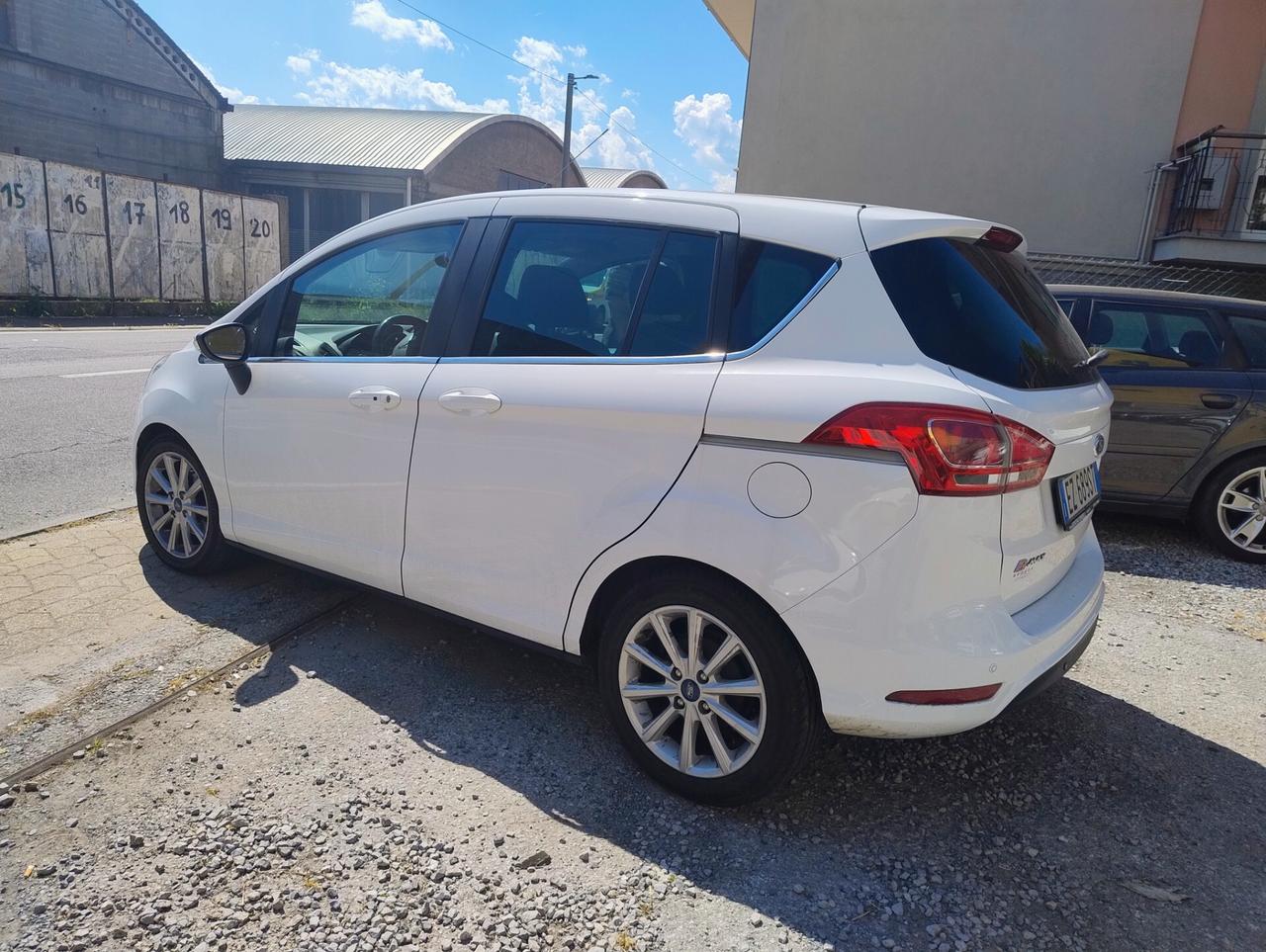 Ford B-Max 1.5 TDCi 75 CV Titanium SOLO 58KM NEOPATENTATO