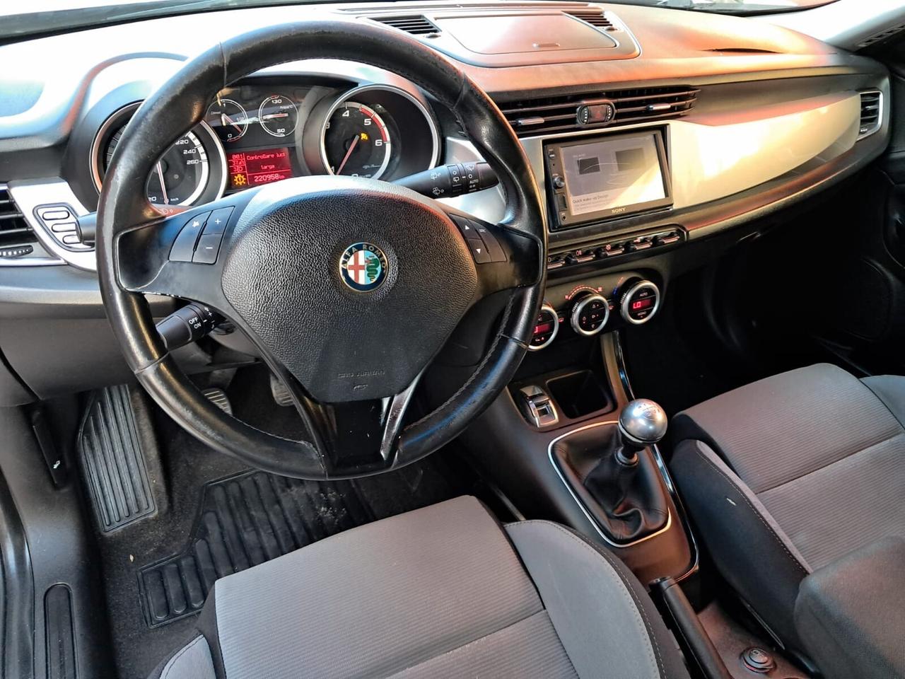Alfa Romeo Giulietta 2.0 JTDm-2 140 CV Distinctive
