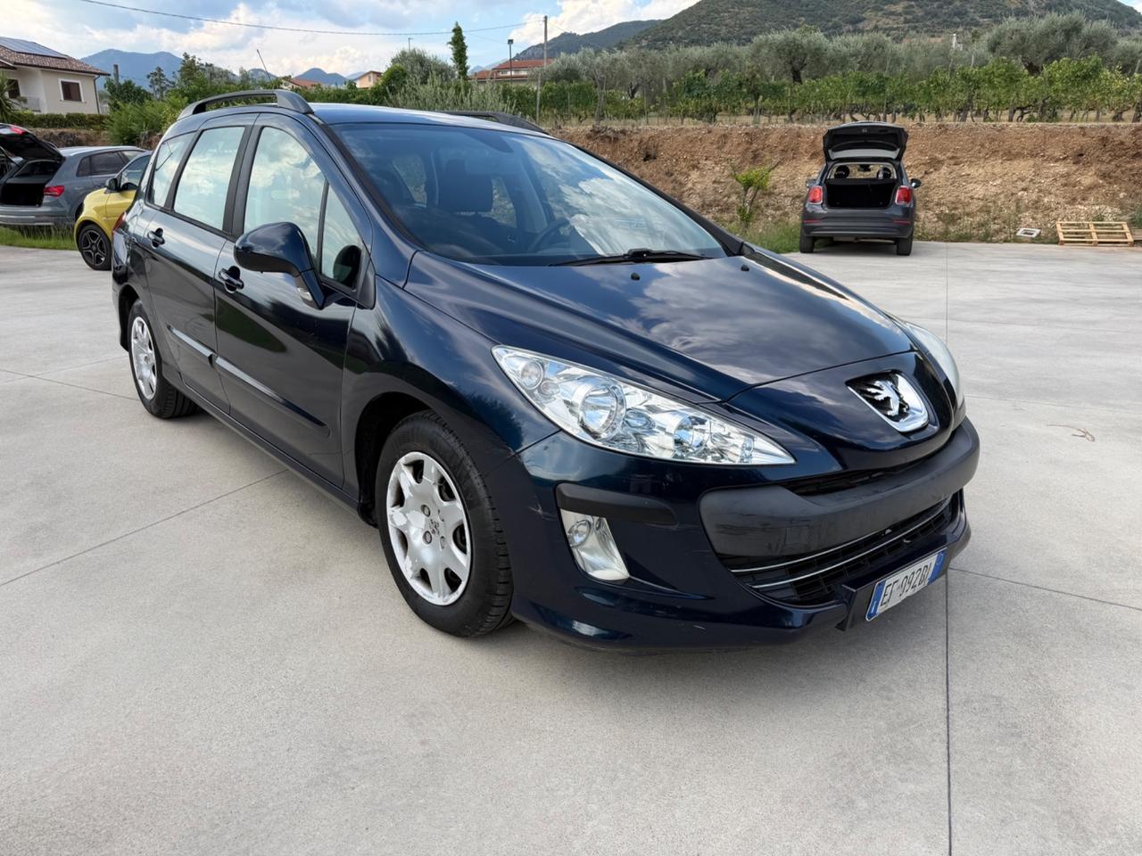 Peugeot 308 1.6 8V HDi 93CV FAMILIARE