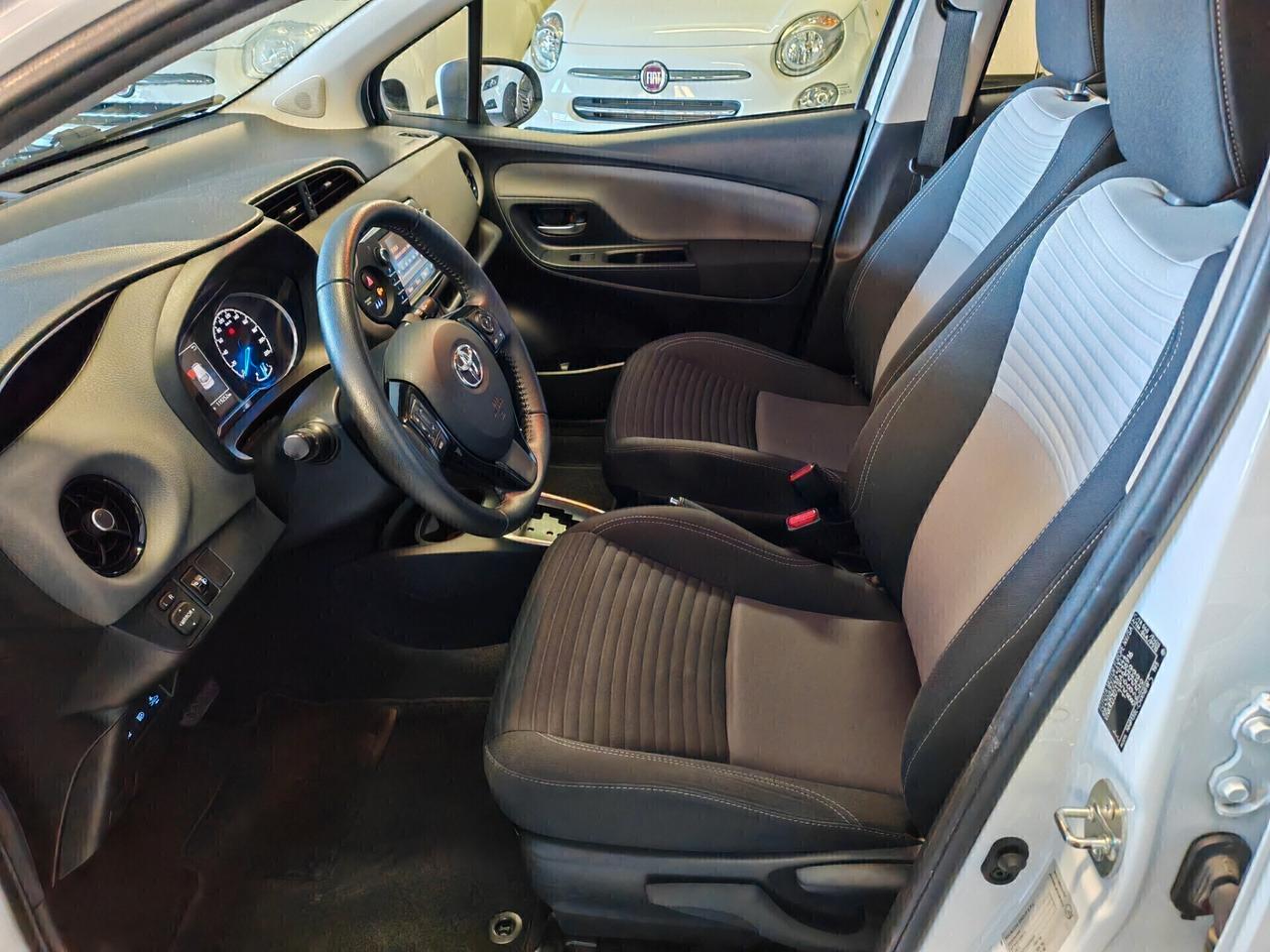 Toyota Yaris 5p 1.5 hybrid AUTOCARRO N1 4posti più IVA uniprop