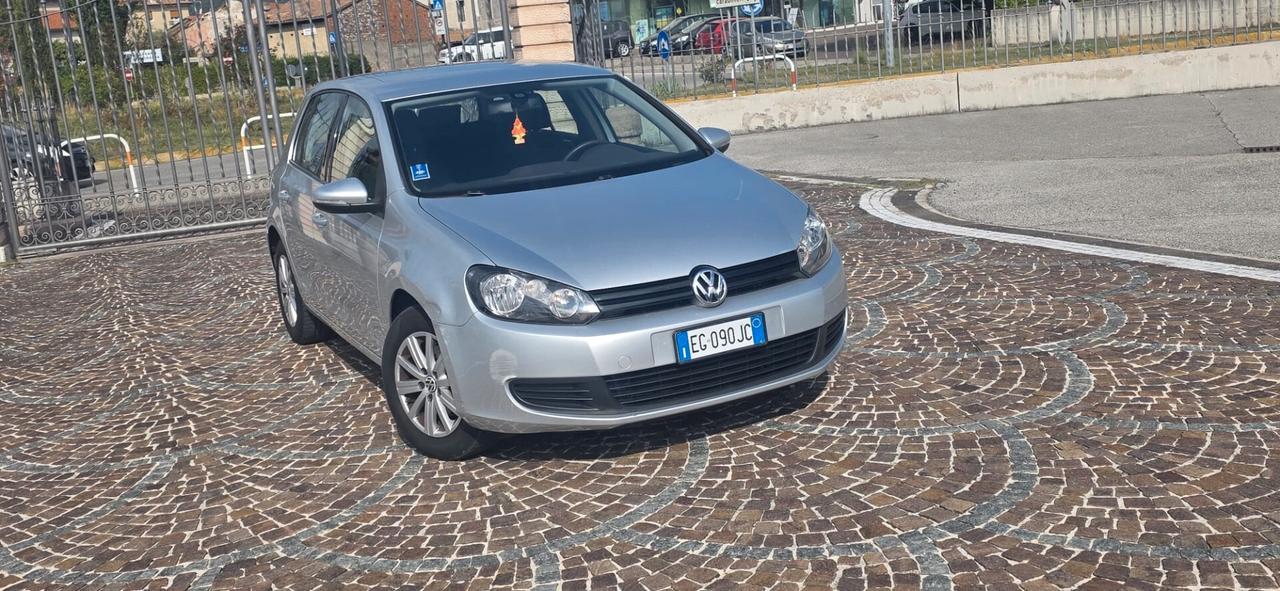 Volkswagen Golf 1.6 TDI DPF 5p. Highline