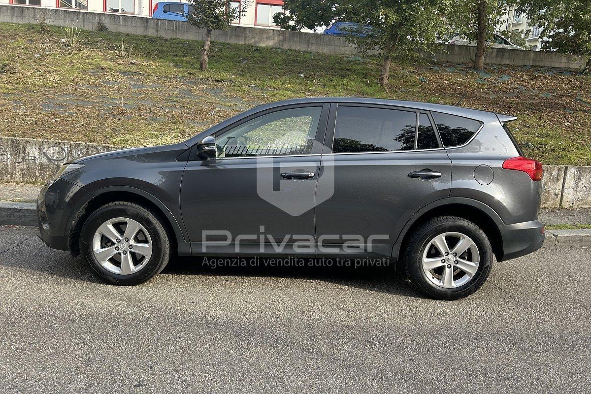 TOYOTA RAV4 2.0 D-4D 2WD Active