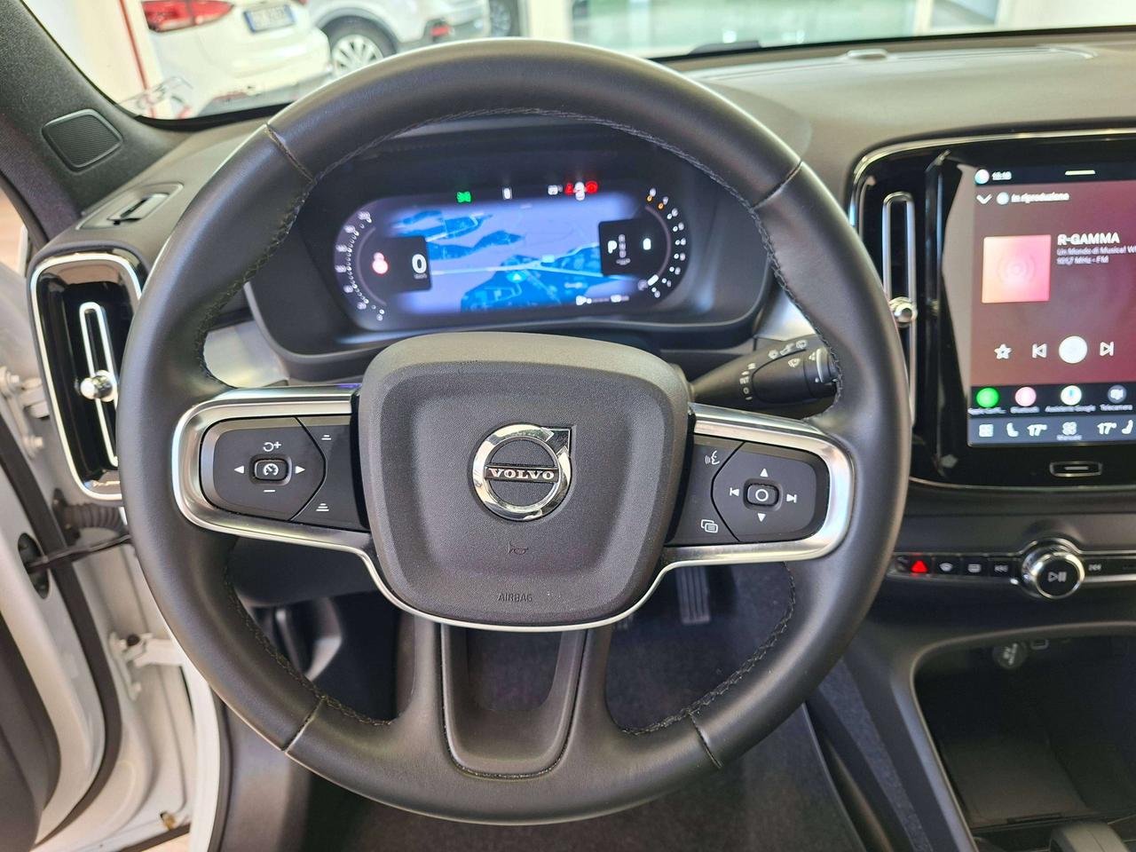 Volvo XC40 2.0 b3 CORE Aut 2 ANNI GARANZIA AYVENS