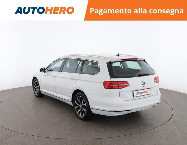 VOLKSWAGEN Passat Variant 2.0 TDI DSG Executive BlueMotion Tech.