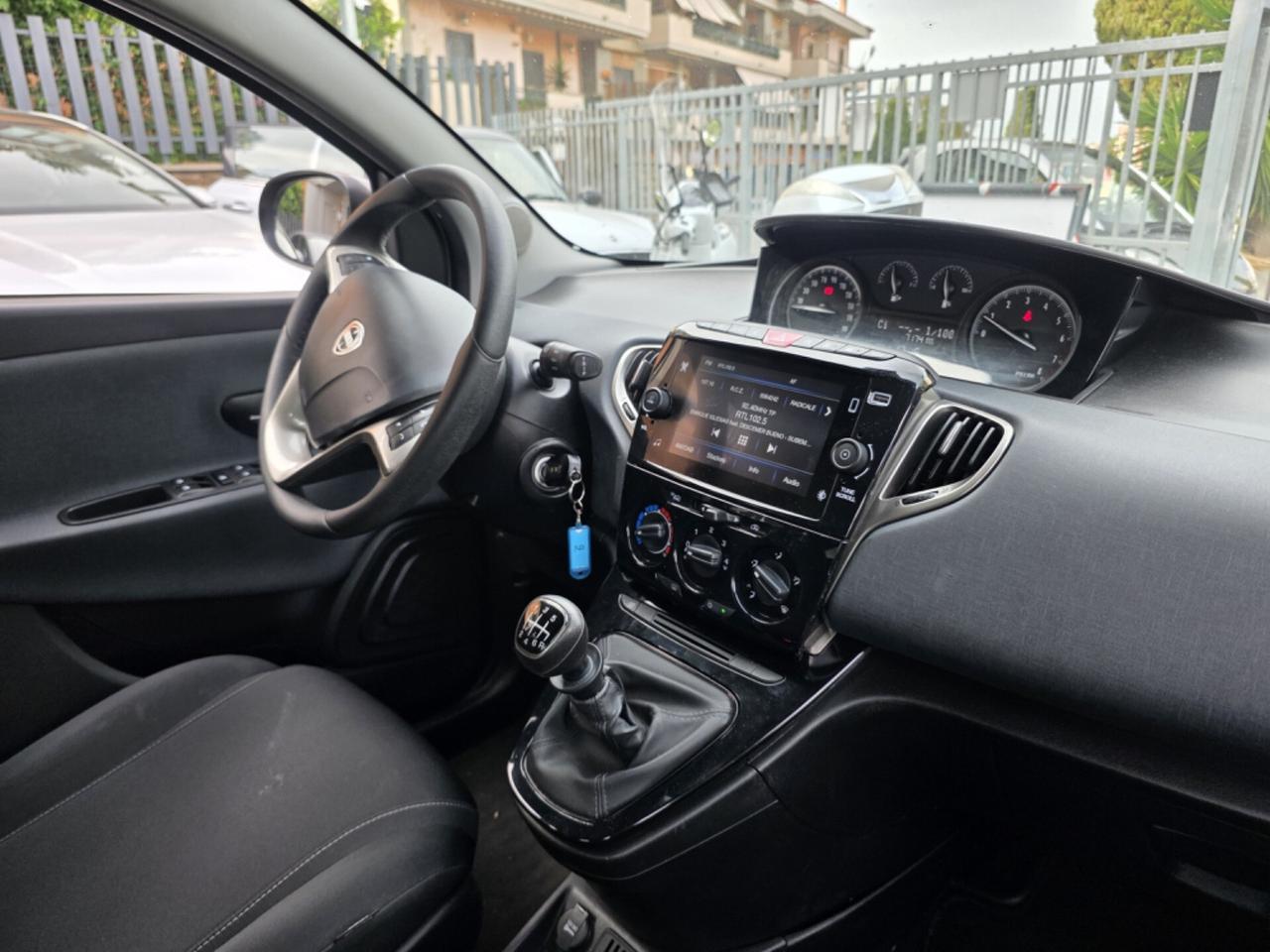 *LANCIA YPSILON 1.0 HYBRID 70 CV - 2021 - 71.000 KM*