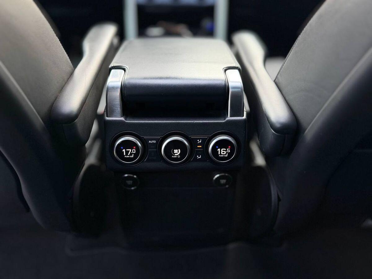 Land Rover Discovery Discovery 3.0 sdv6 HSE Luxury 306cv 5p.ti auto my19