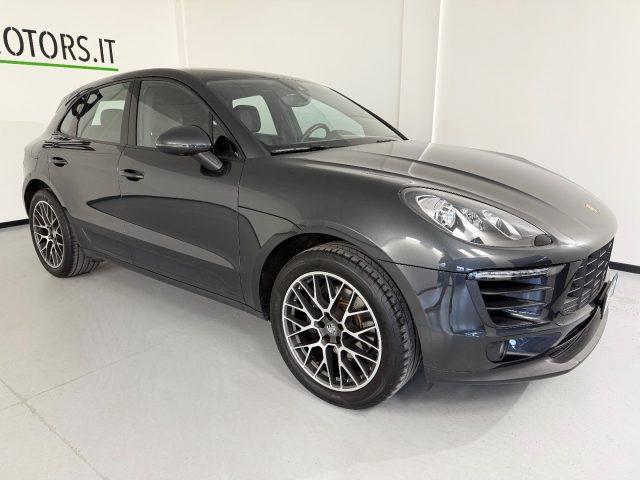 PORSCHE Macan 2.0