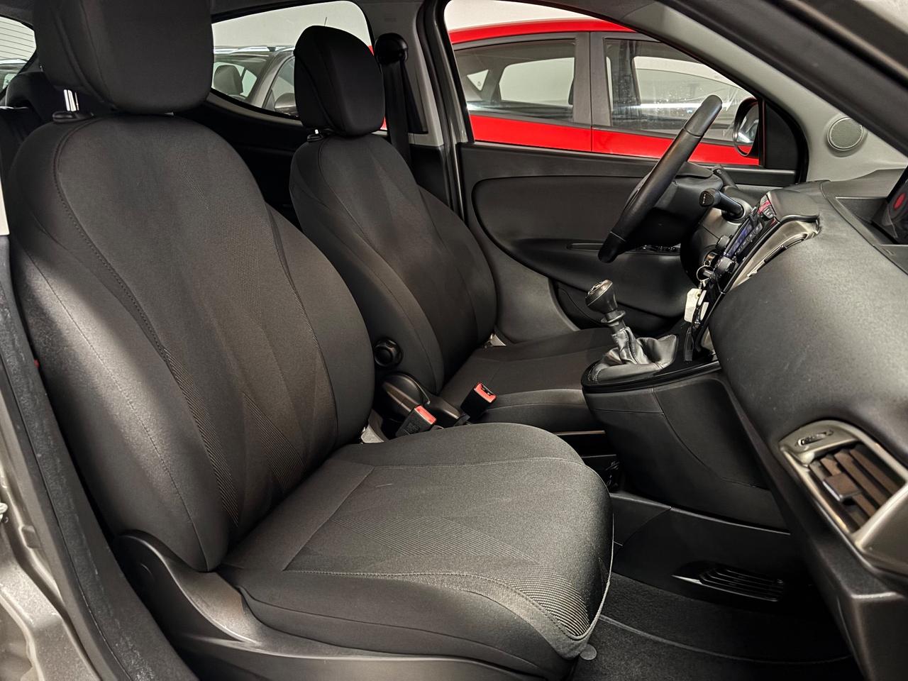 Lancia Ypsilon 1.0 | HYBRID GOLD | OK NEOPATENTATI