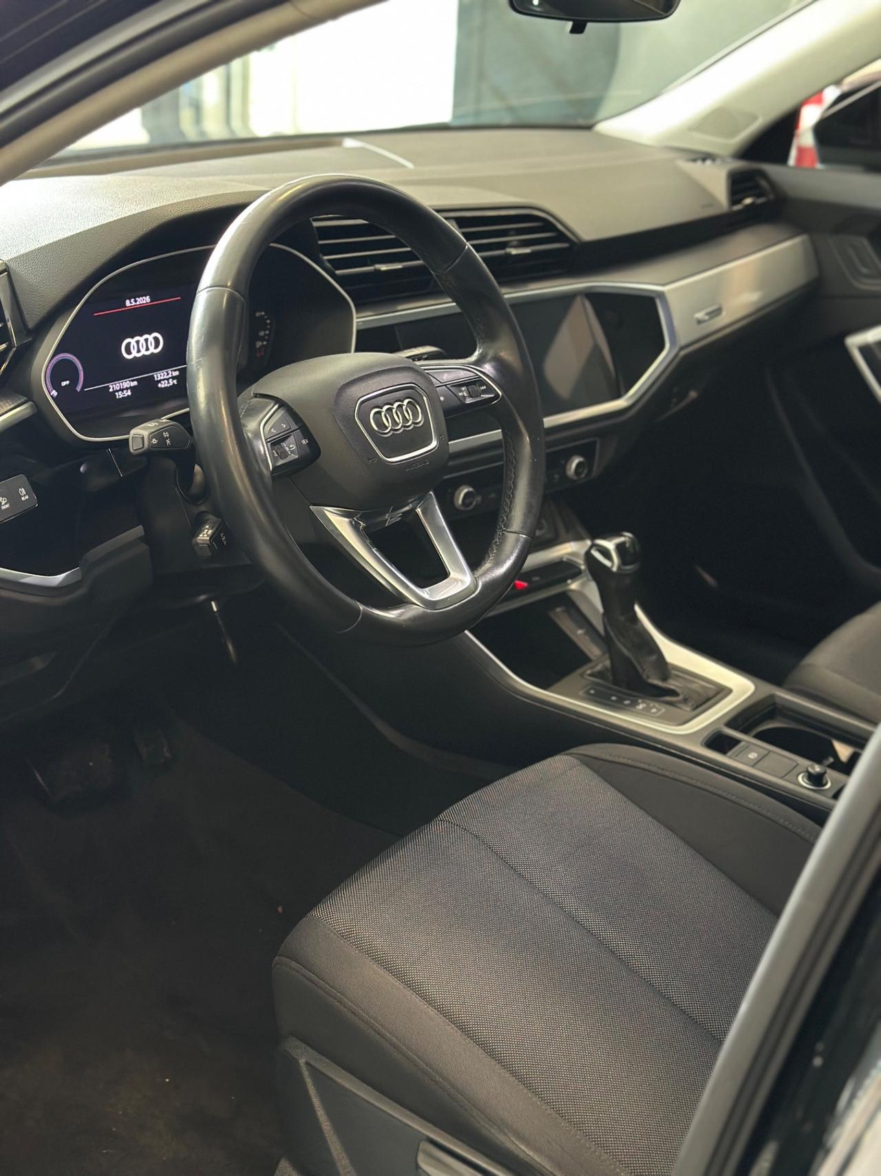 Audi Q3 35 TDI S tronic