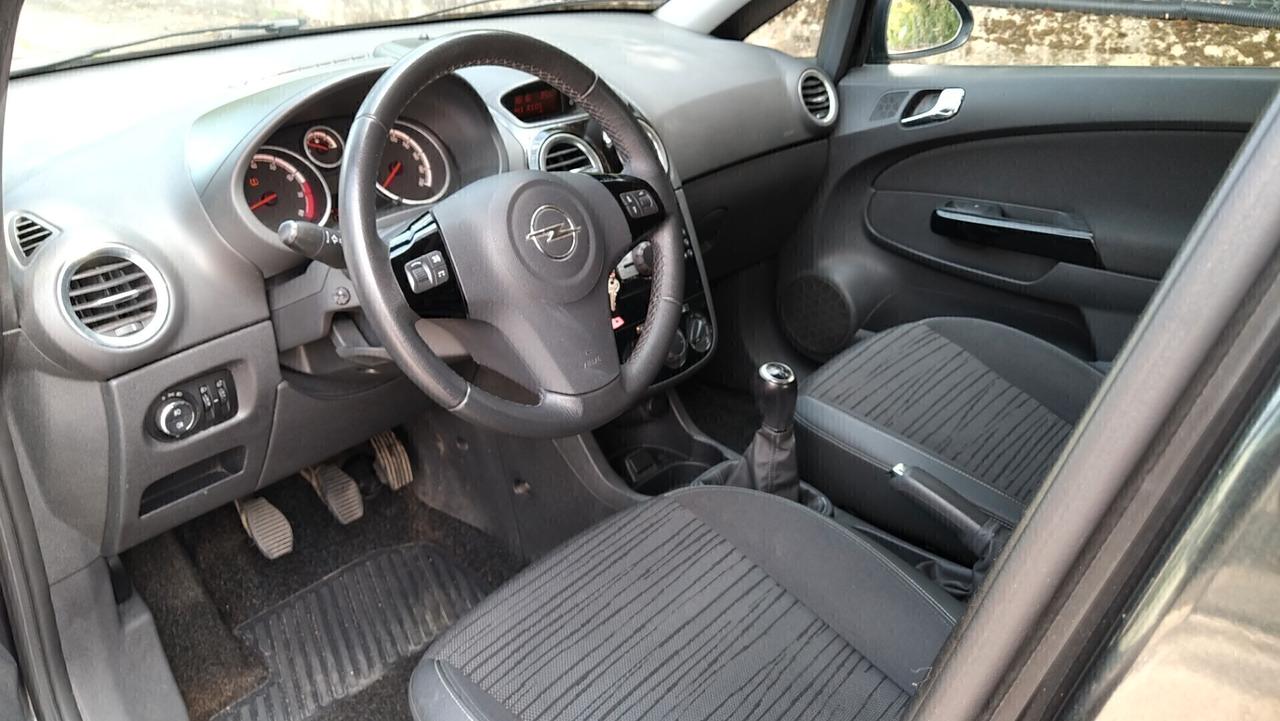 Opel Corsa 1.2 85CV 5 porte GPL-TECH Edition