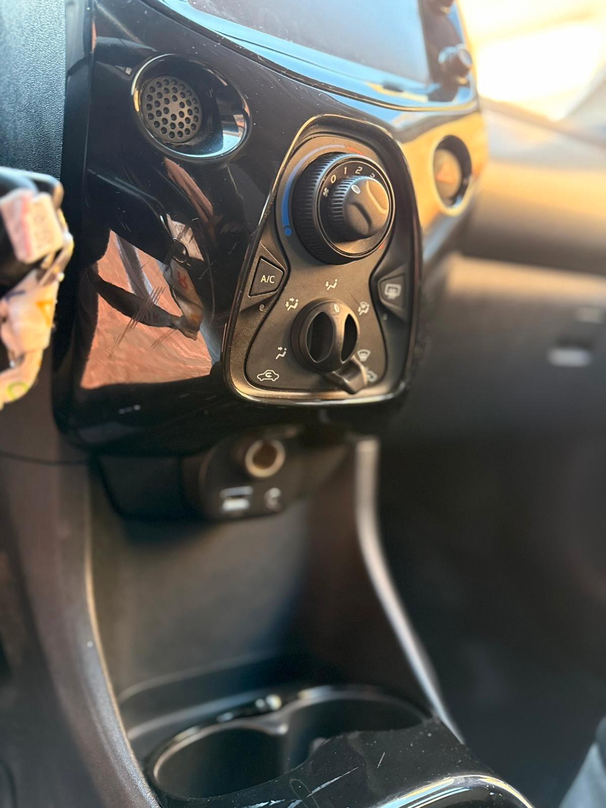 Citroen C1 VTi 68 5 porte Shine