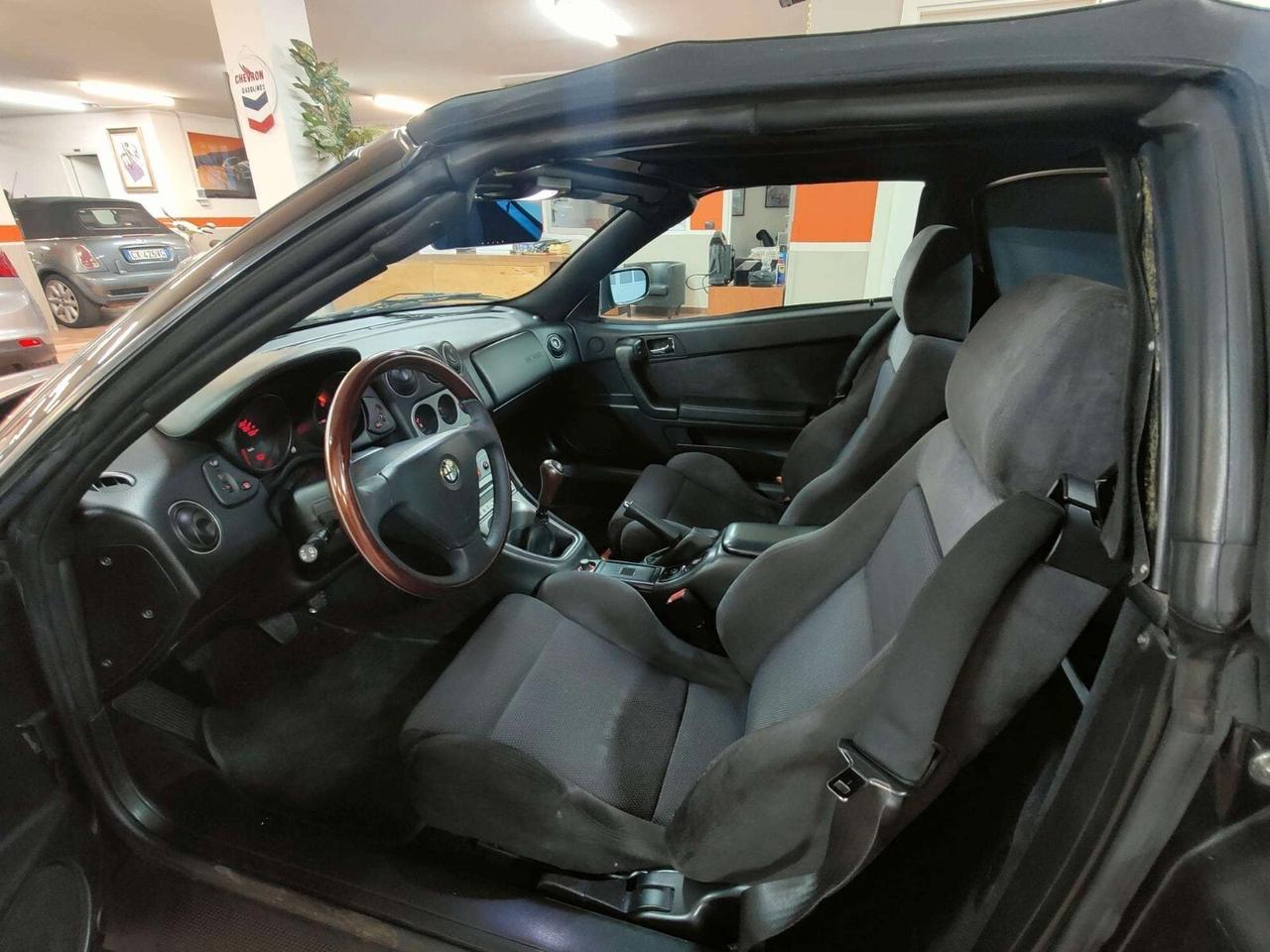 Alfa Romeo Spider 2.0 jts 16v