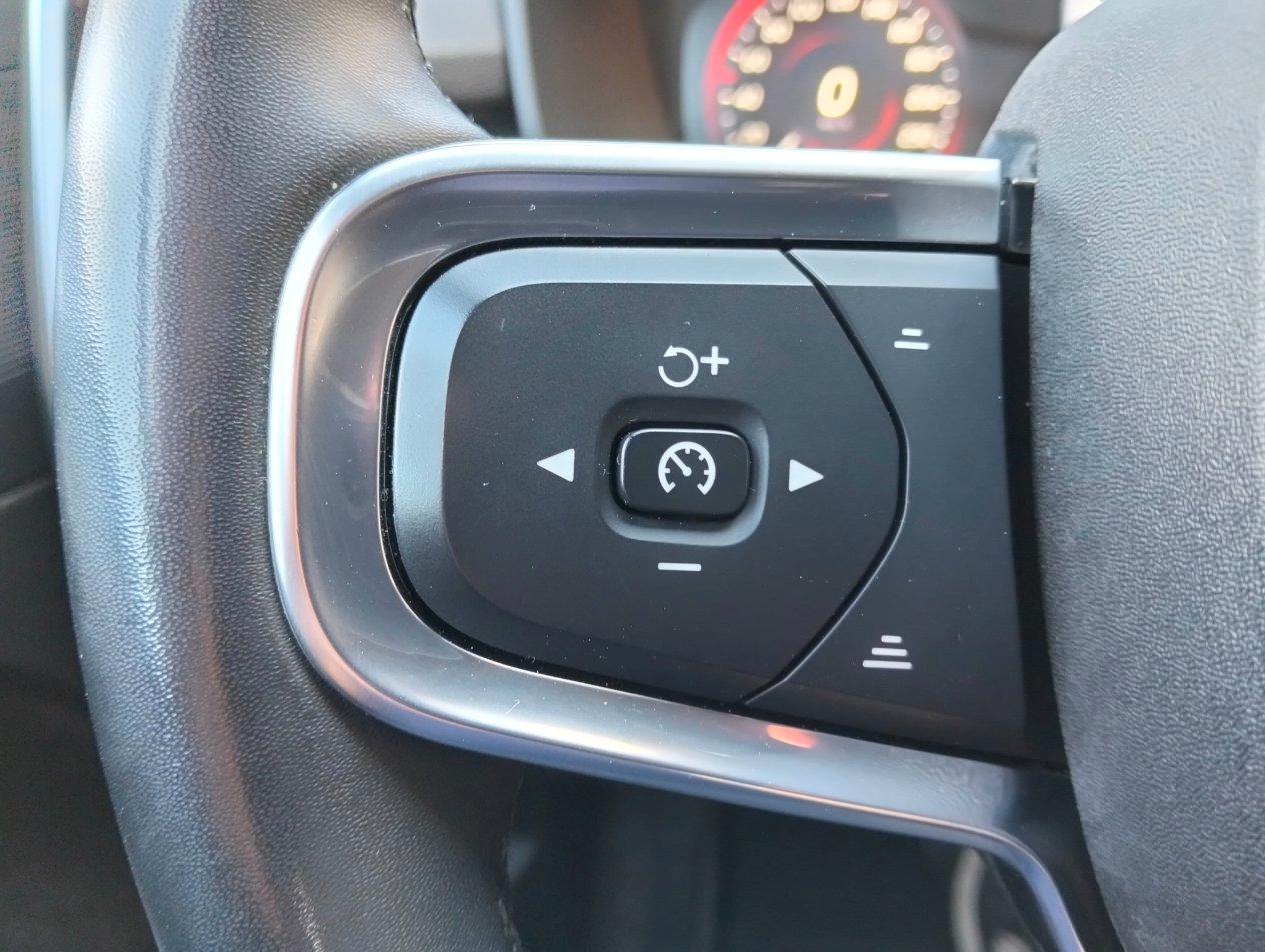 Volvo XC40 1.5 t5 Recharge PHEV Core Auto