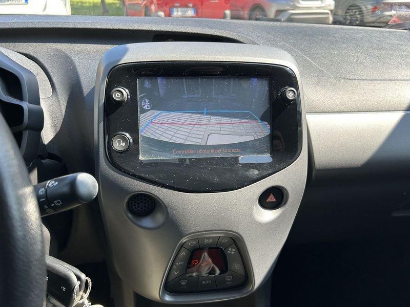 Toyota Aygo 1.0 VVT-i 72 CV 5 porte x-play