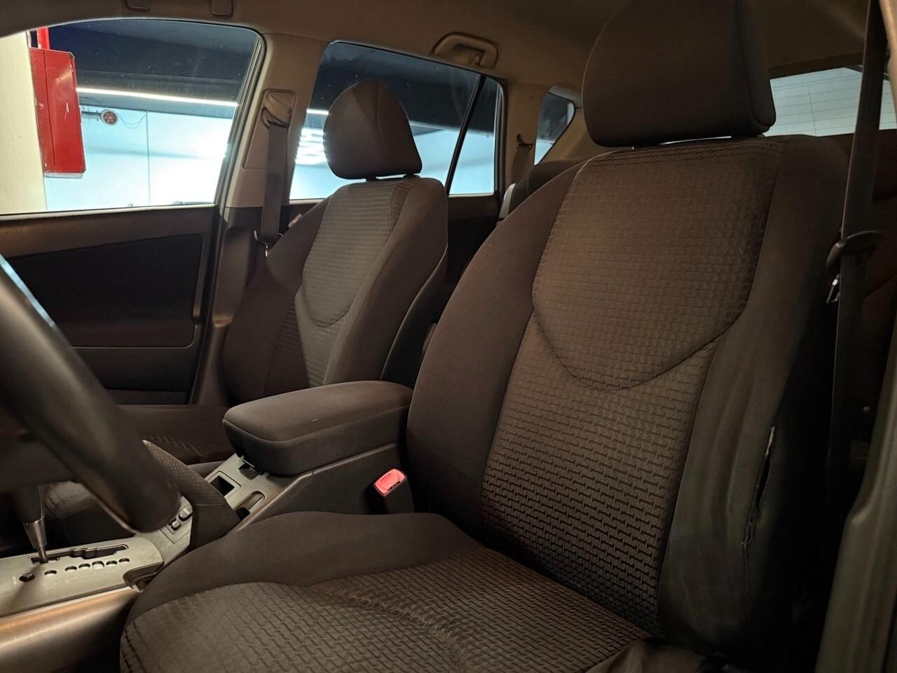 Toyota RAV 4 Crossover 2.0 Sol 4x4