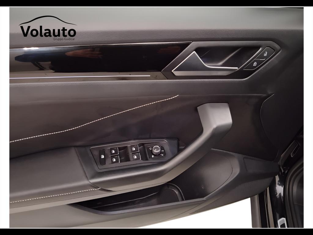 VOLKSWAGEN T-Roc I 2022 - T-Roc 1.5 tsi R-Line dsg