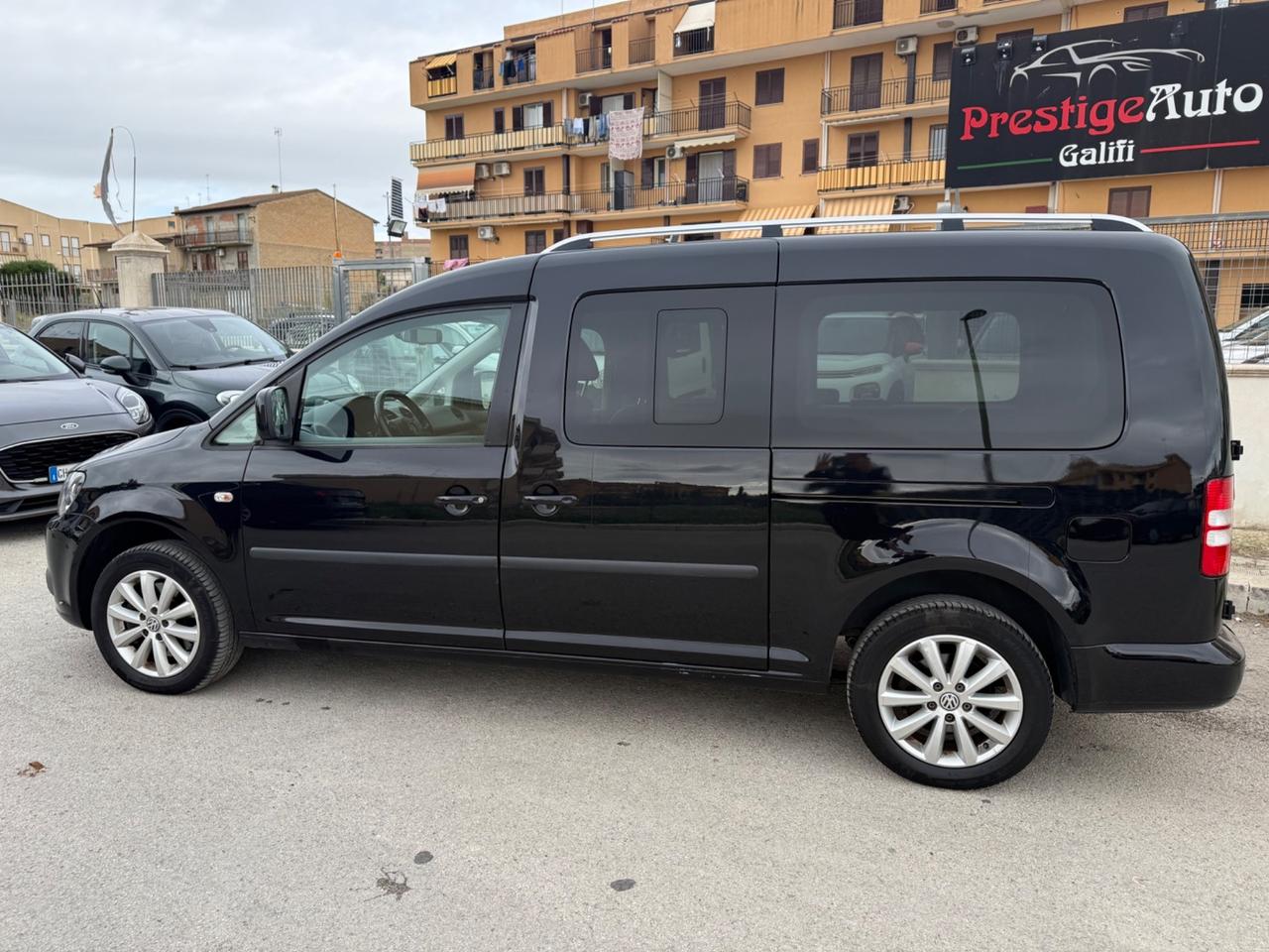 Volkswagen Caddy 1.6 TDI 102 CV 5p. Highline Maxi trasporto disabili