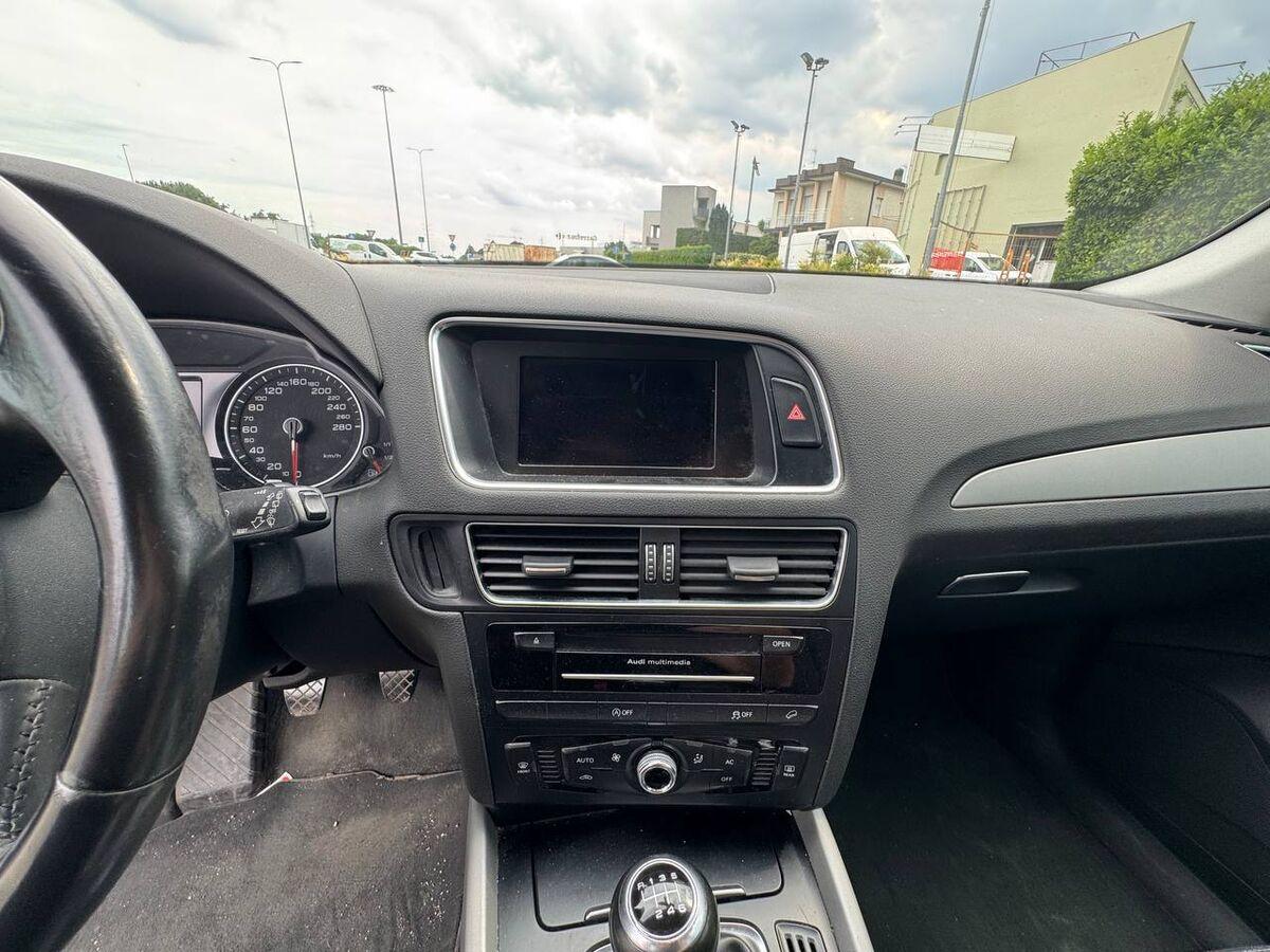 Audi Q5 2.0 tdi Business 143cv