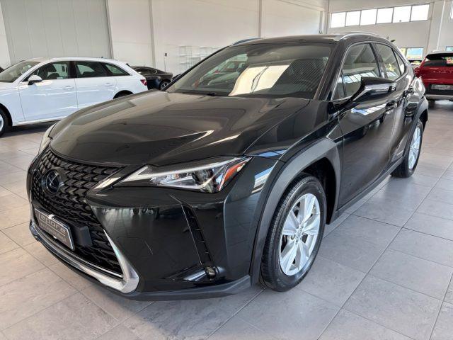 LEXUS UX Full Electric UX Hybrid Business