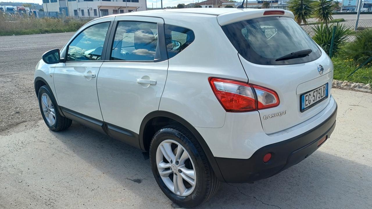 Nissan Qashqai 1.5 dCi DPF Tekna