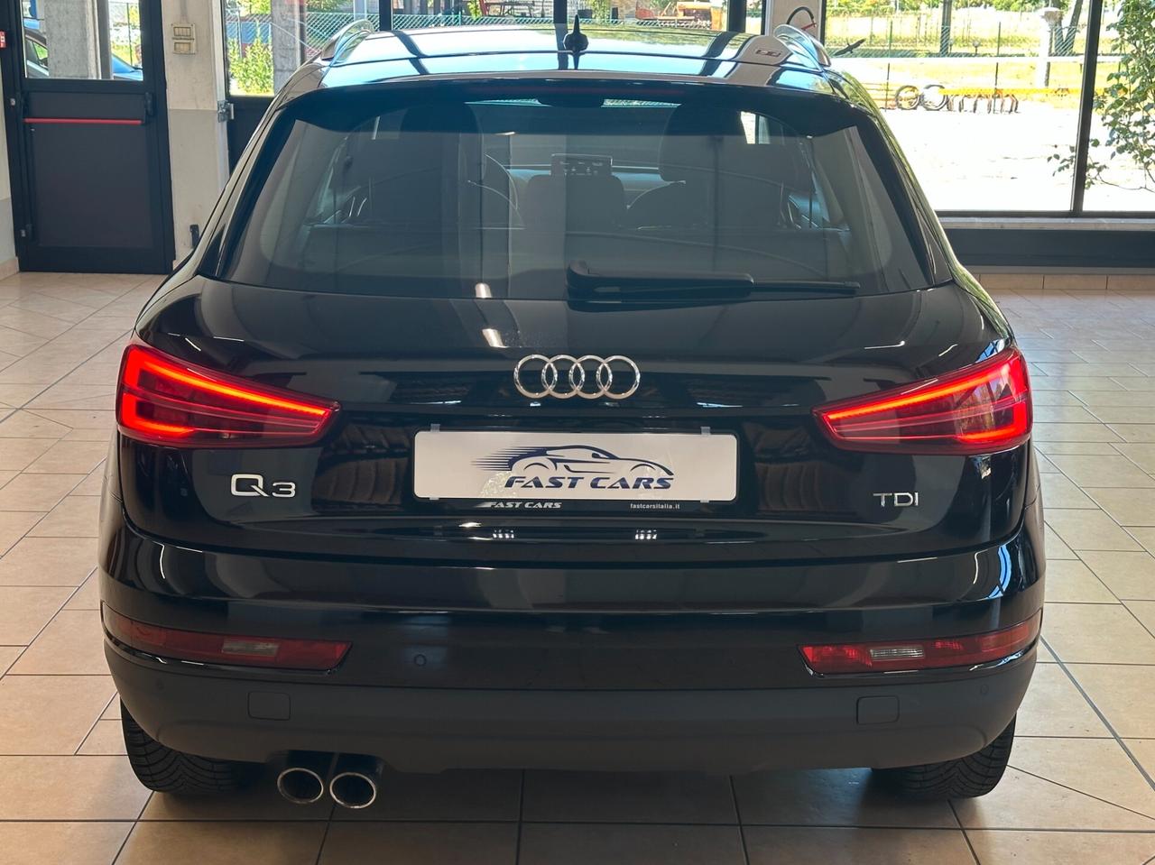 AUDI Q3 2.0TDI BUSINESS 120cv NEOPATENTATI*NAVI*CLIMA*