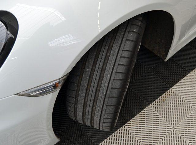 PORSCHE Boxster 2.7 "Km 60000-Service Porsche-Pelle-Navi-Xeno-18"