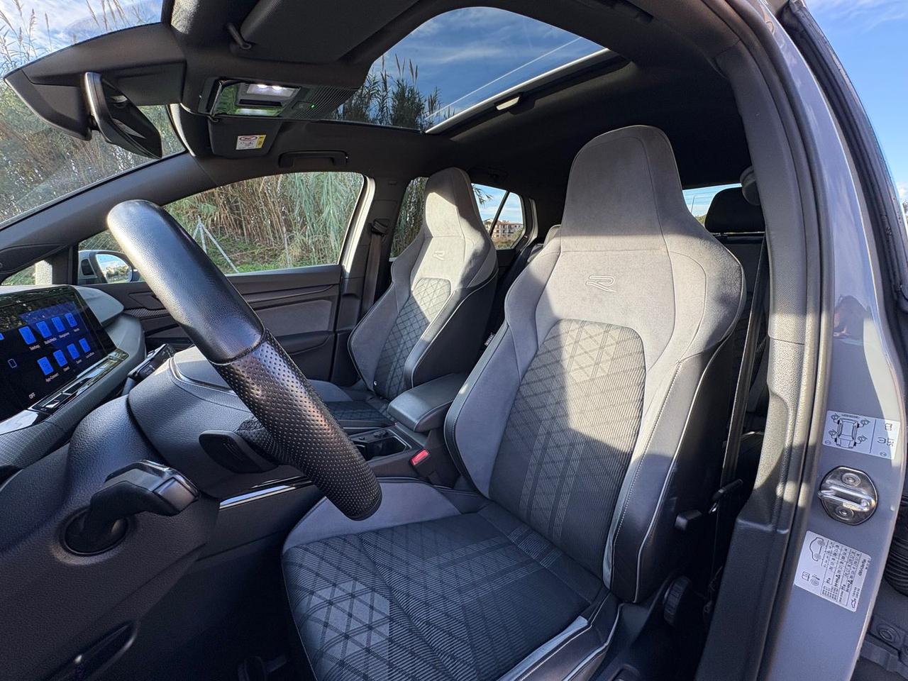 Volkswagen Golf 2.0 TDI R Line #7276