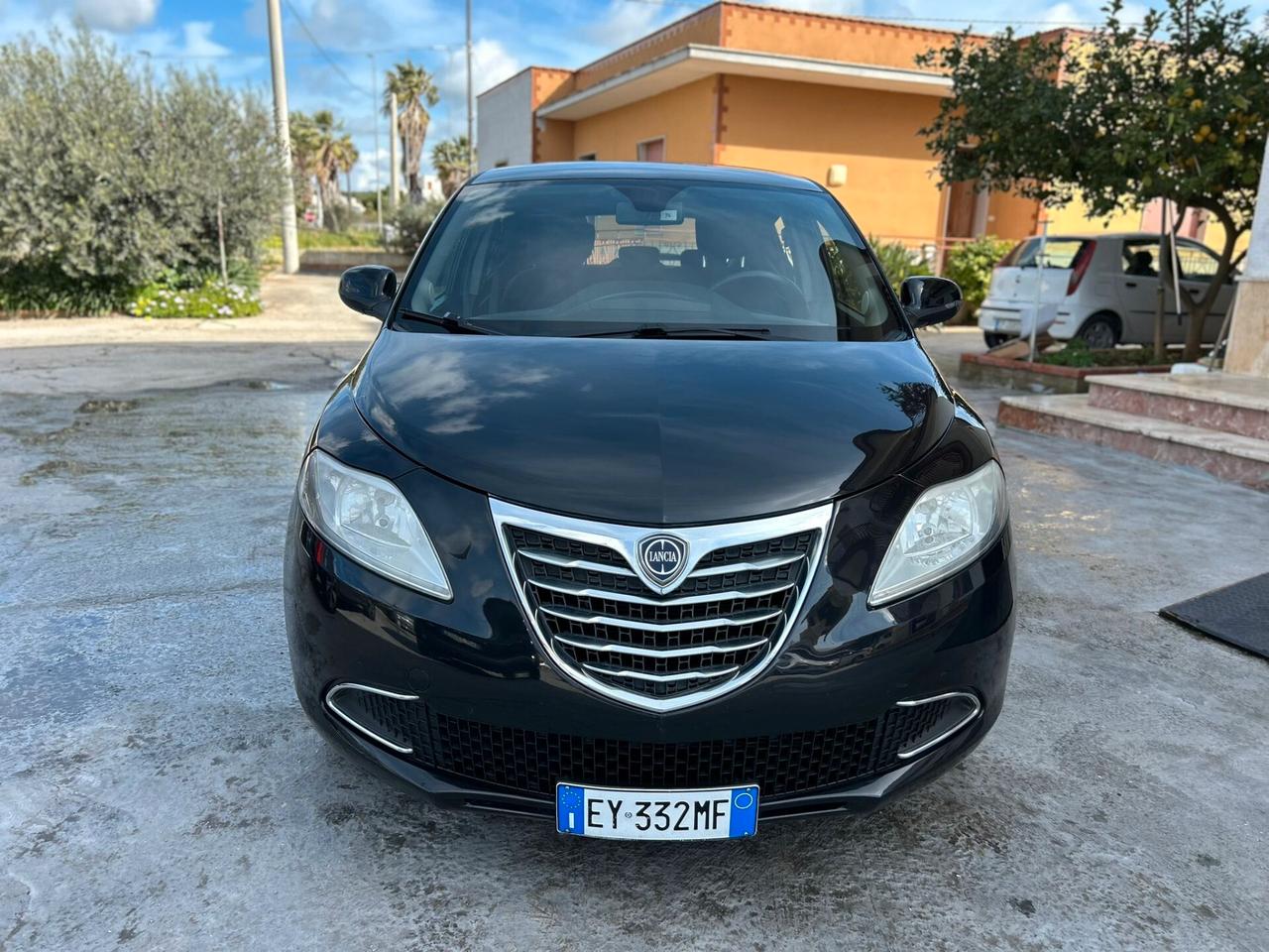 Lancia Ypsilon 1.2 69 CV 5 porte Gold