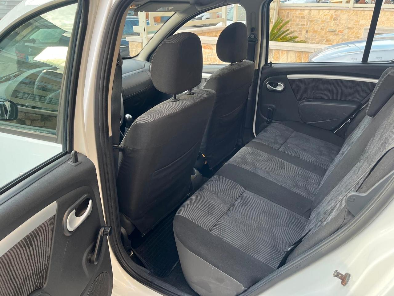 Dacia Sandero 1.5 dCi 70CV Lauréate