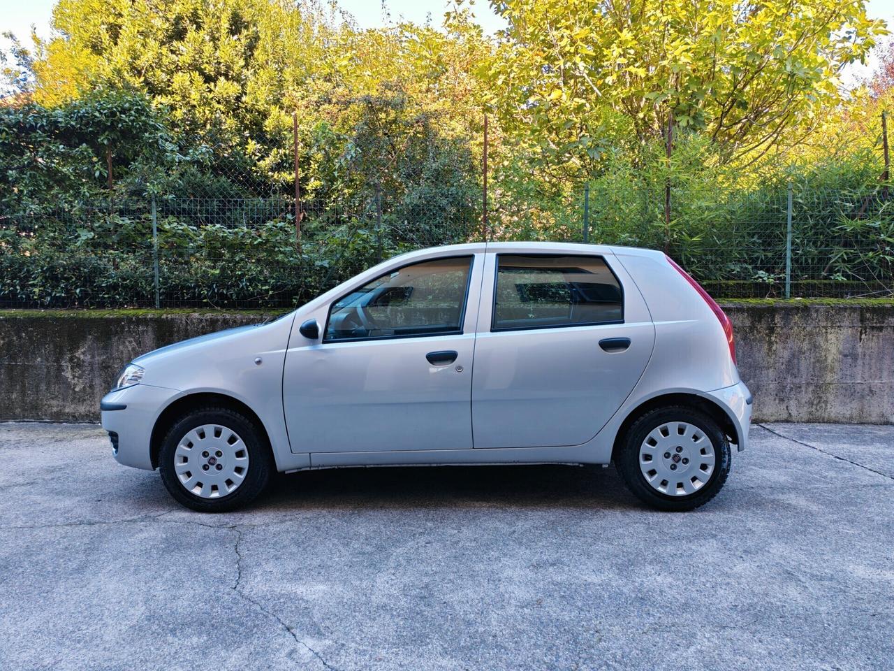 Fiat Punto 1.2 BENZINA 60cv / 30.630km / Unipro