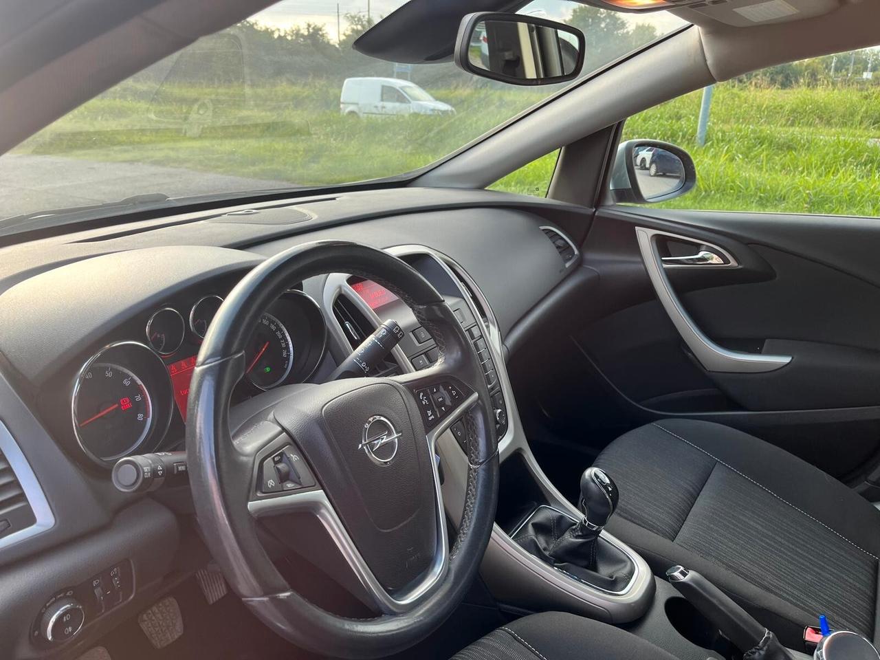 Opel Astra 1.4 Turbo 140CV 5 porte Cosmo