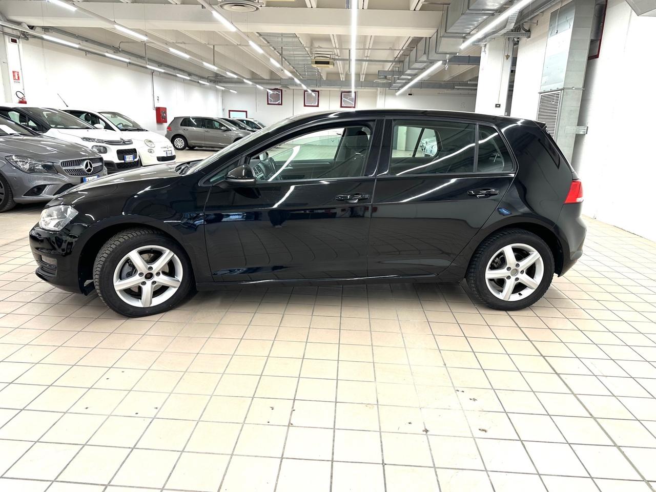 Volkswagen Golf 1.6 TDI 5p. Trendline BlueMotion Technology