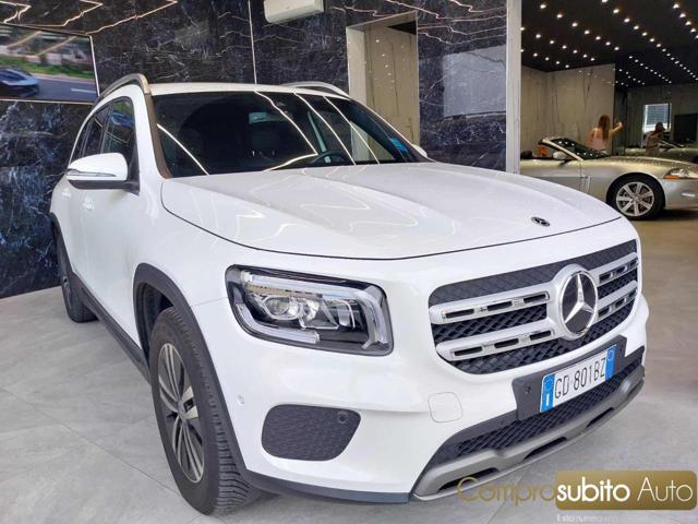MERCEDES-BENZ GLB 180 D Automatic Premium