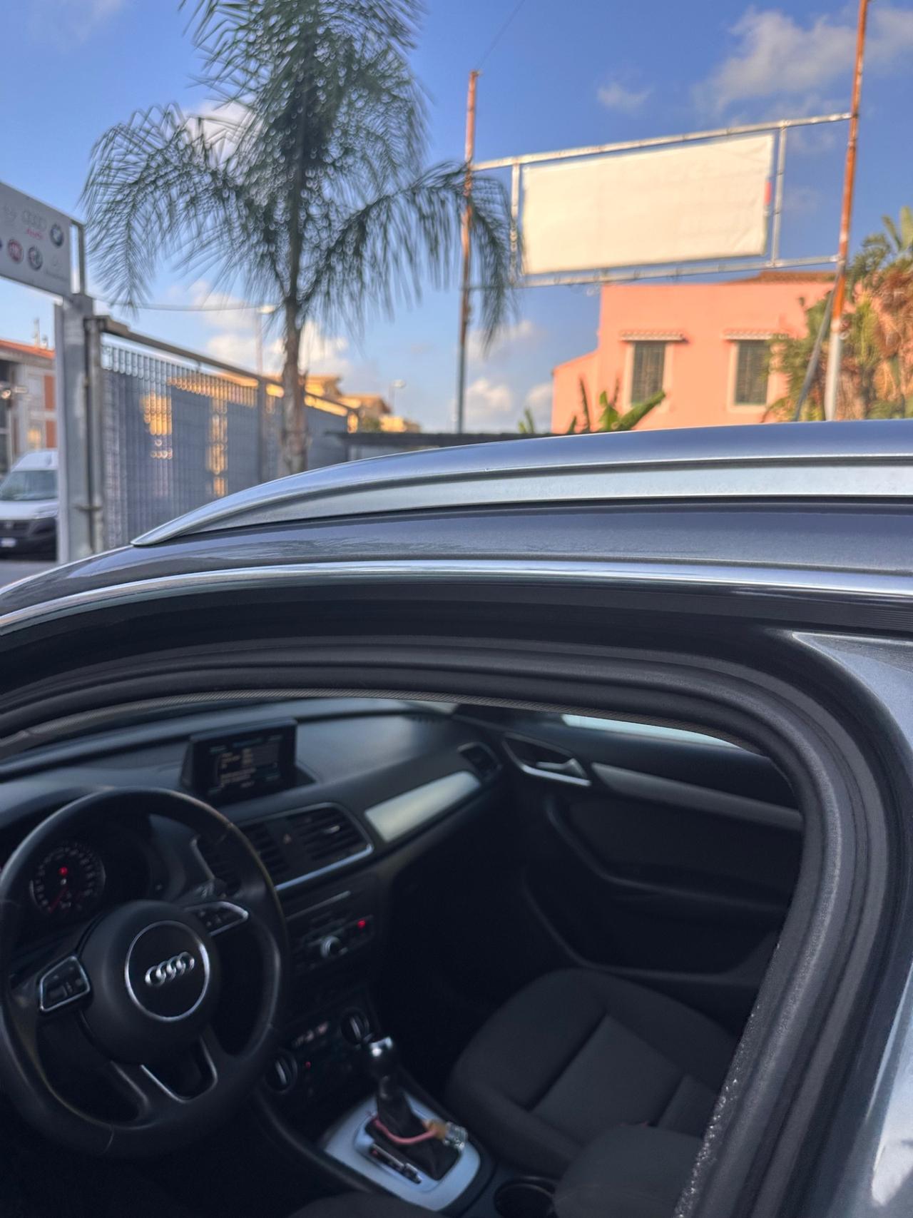 Audi Q3 2.0 TDI 120 CV Sport