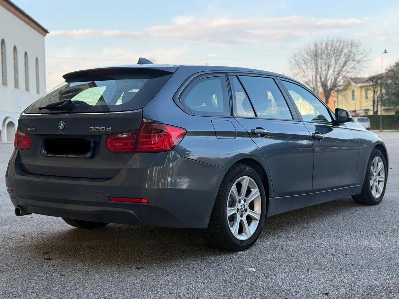 Bmw 320 320d xDrive Touring Business aut.