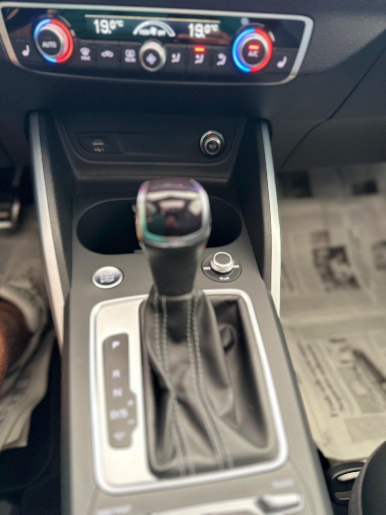 Audi Q2 35 TDI quattro S tronic line Edition