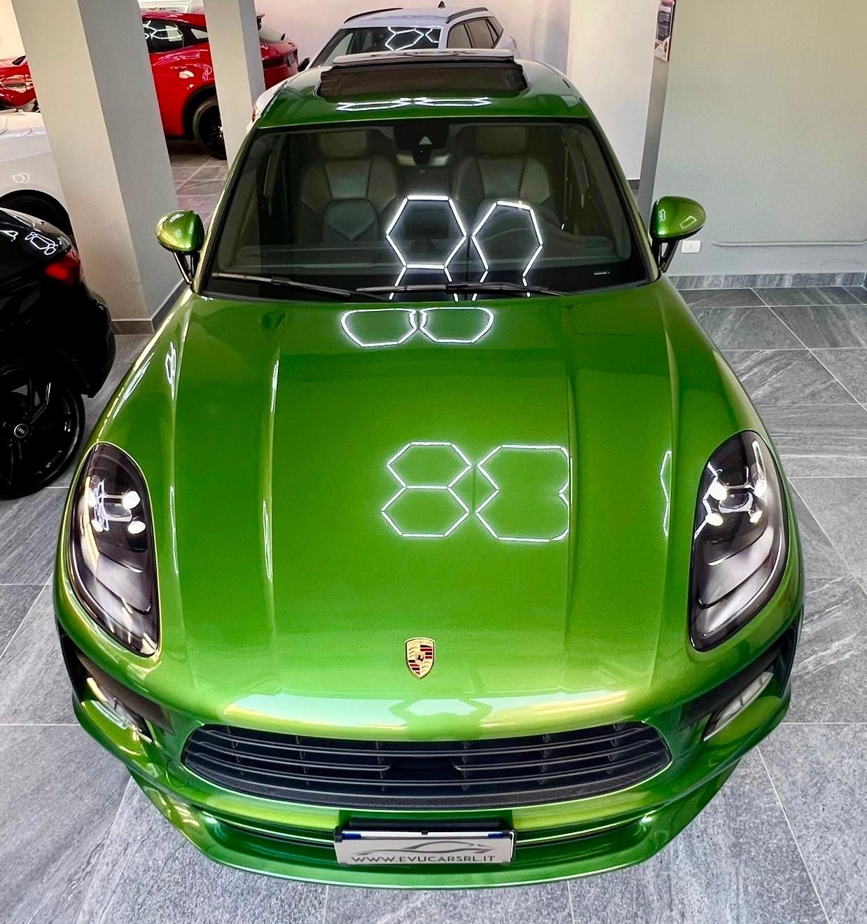 Porsche Macan 2.0 BENZINA 245CV PYTHON GREEN (GTS COLOR)