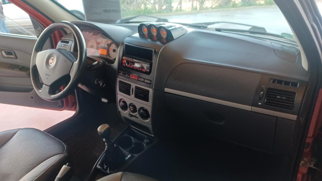 Fiat Strada ADVENTURE