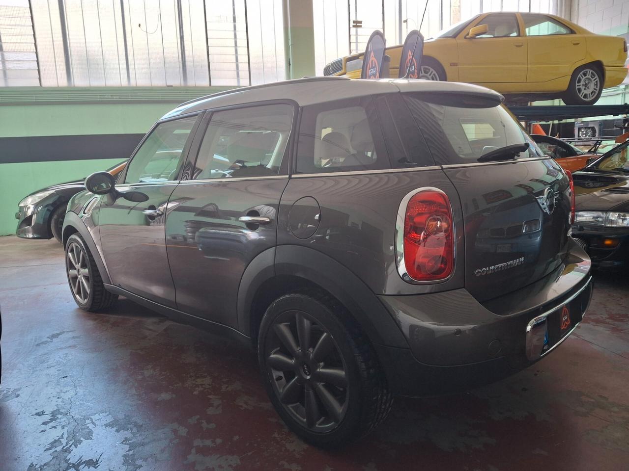 MINI COUNTRYMAN POCHI KM BELLISSIMA!!!