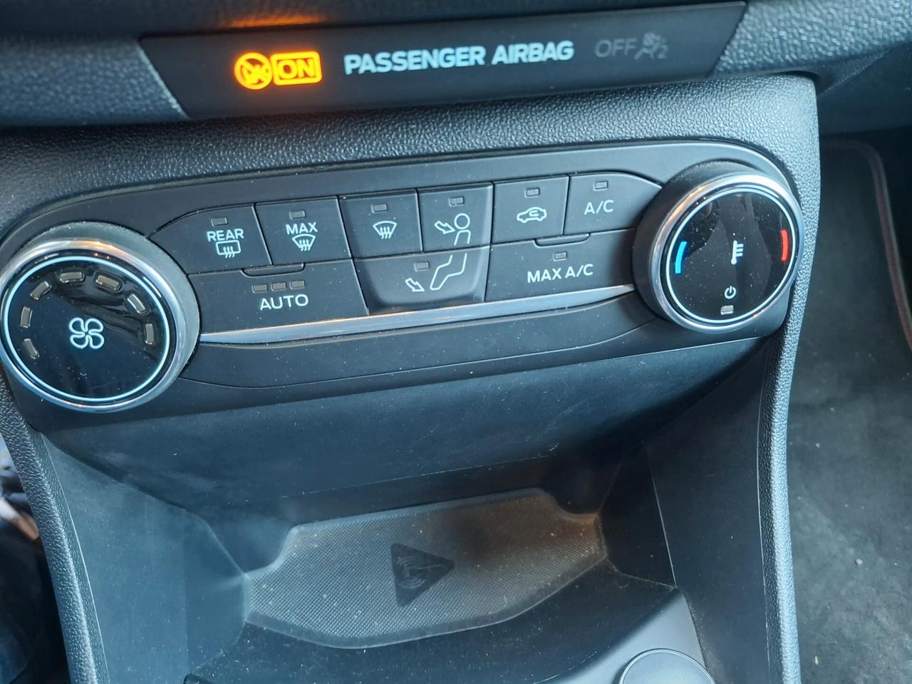 Ford Fiesta 1.0 Ecoboost Hybrid 125 CV 5 porte ST-Line