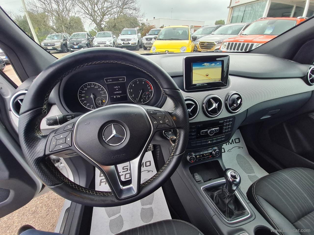 MERCEDES-BENZ B 180 BlueEFFICIENCY Premium