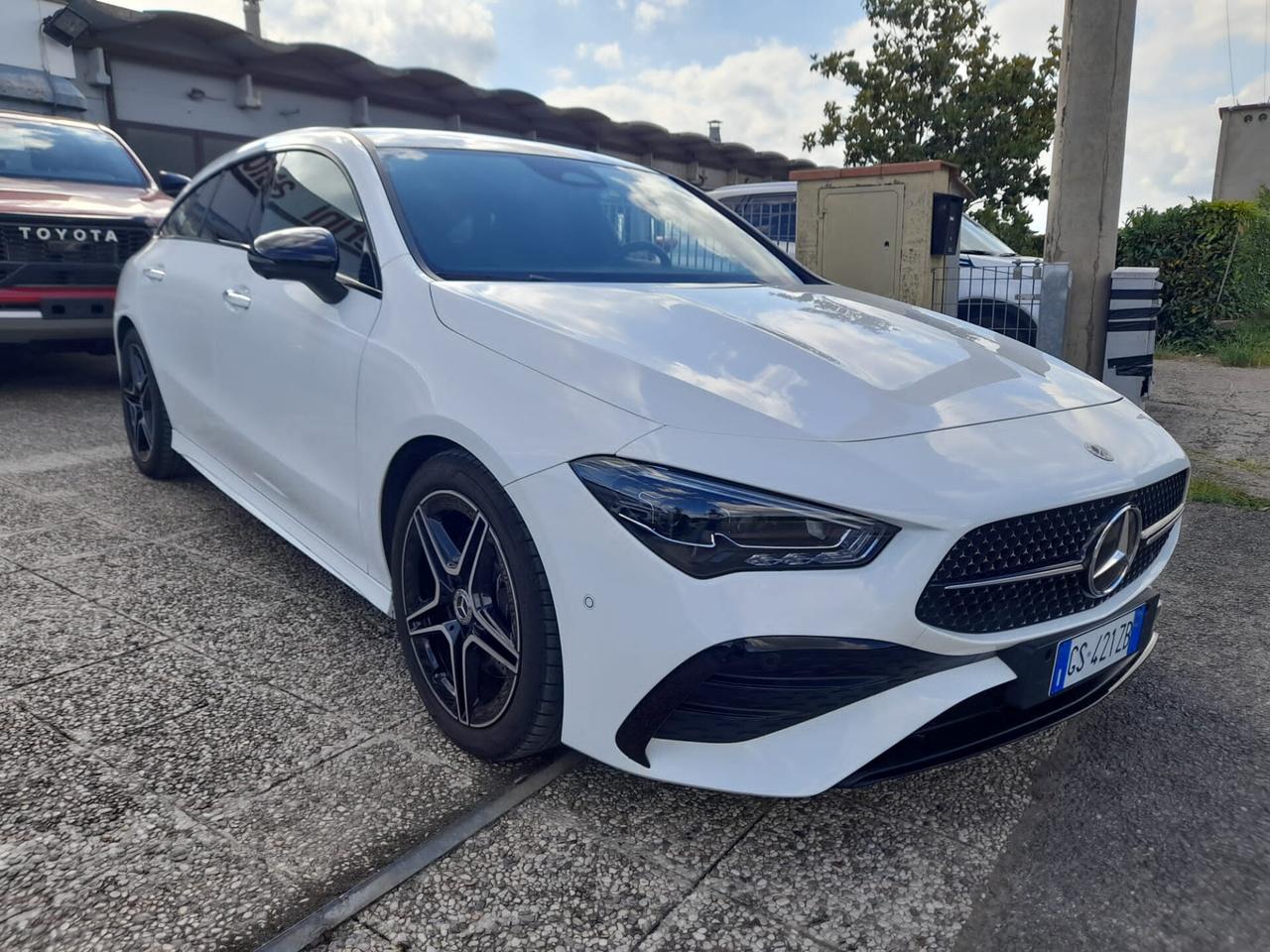 Mercedes-benz CLA 200 CLA 200 d Automatic Shooting Brake AMG Line Premium Plus