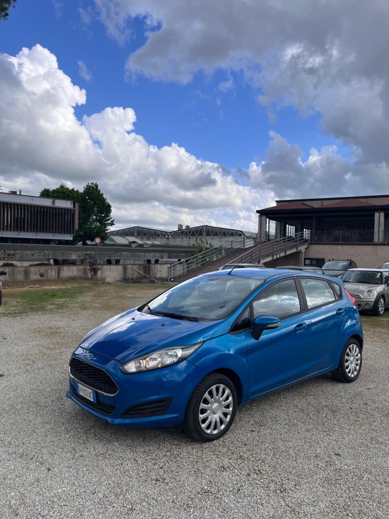 Ford Fiesta 1.2 60CV 2017 PERFETTA NEOPATENTATI