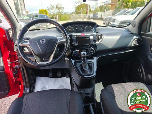 LANCIA Ypsilon 1.2 69 CV 5 porte Gold