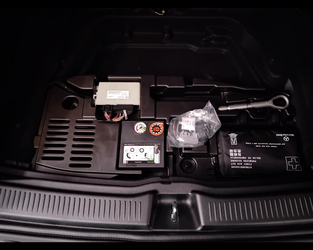 Mercedes-Benz Classe B - W247 2023 - B 180 d AMG Line Advanced Plus auto